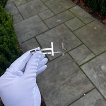 Load image into Gallery viewer, Square T-bar Bangle