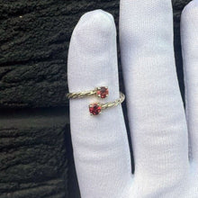 Load image into Gallery viewer, Garnet - Twisted ring