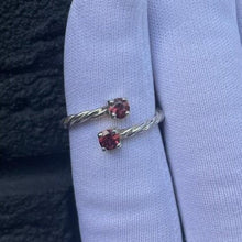 Load image into Gallery viewer, Garnet - Twisted ring