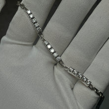 Load image into Gallery viewer, Diamond Trinity Bracelet

