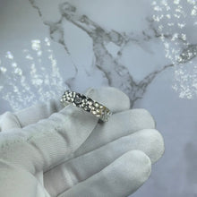 Load image into Gallery viewer, Diamond Textured Ring 001

