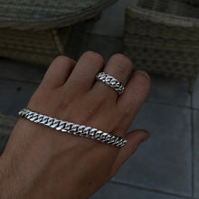 Load image into Gallery viewer, 8mm Cuban Link Bracelet
