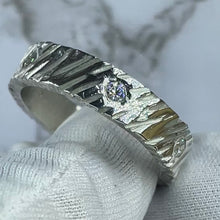 Load image into Gallery viewer, Diamond Textured Ring 002
