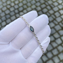 Load image into Gallery viewer, Solo Marquise Bracelet - London Blue Topaz
