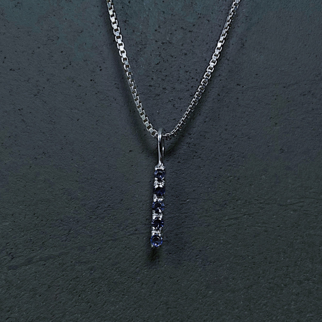 Royal blue sapphire 5 stone pendant