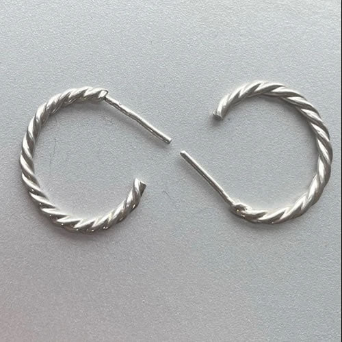 Tri Twisted 2/3 hoop earrings